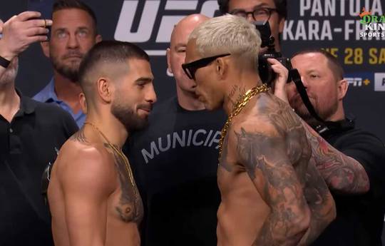 Wie spät ist UFC 317 heute Abend? Topuria vs Oliveira - Startzeiten, Zeitpläne, Kampfkarte