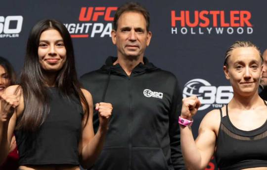 What time is Perla Bazaldua vs Mollie Backowski tonight? Ringwalks, schedule, streaming links