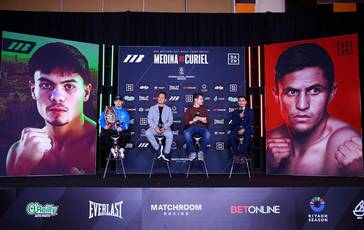 Christian Medina gegen Adrian Curiel Undercard - Vollständige Kampfkarte, Zeitplan, Reihenfolge