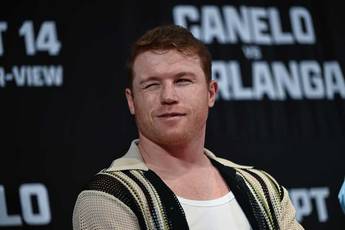 Alvarez: "Een rematch met Bivol? Op een dag zou het kunnen gebeuren."