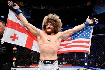 Коментатор UFC назвав Двалішвілі найбільшим бійцем найлегшого дивізіону