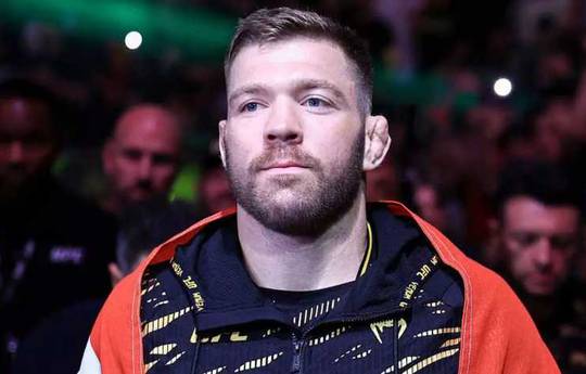 Дю Плесси отреагировал на вызов от Аллена