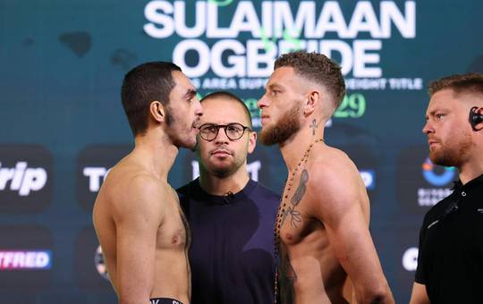 Wann kämpfen Ibraheem Sulaimaan gegen Nico Ogbeide heute Abend? Ringwalks, Zeitplan, Streaming-Links