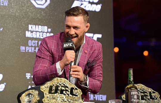 МакГрегор предлагает организовать турнир UFC на стадионе в 105 тысяч зрителей