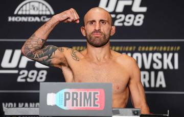 Volkanovski and Topuria showed the same weight before UFC 298 (video)