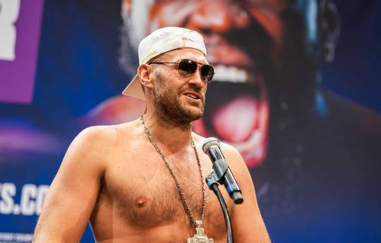 Фьюри определился с соперником после боя с Махмудовым