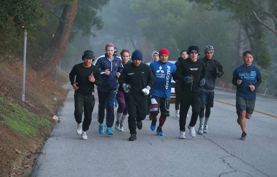 Pacquiao’s morning training before Broner fight (video)