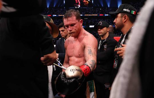 Alvarez excluded from The Ring magazine's P4P rankings