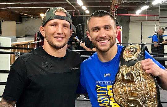 Dillashaw: Lomachenko sees everything in slow motion