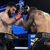 Beterbiev destruyó a Smith en dos rondas