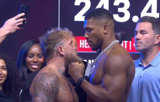 What time is Jake Paul vs Anthony Joshua tonight? Ringwalks, schedule, streaming links