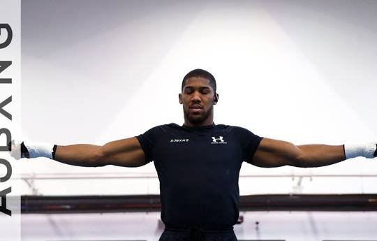 Joshua finishes training in England, transfers camp to the USA (video)
