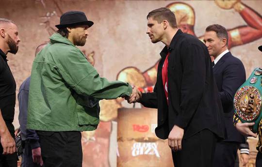 Usyk vs. Verhoeven bei The Ring in Gizeh: Warum der Schwergewichts-König diesen Kampf selbst bestimmt