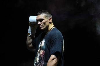 Oleksandr Usyk Weighs In on Tyson Fury vs. Arslanbek Makhmudov: Win Wasn't Enough to Impress