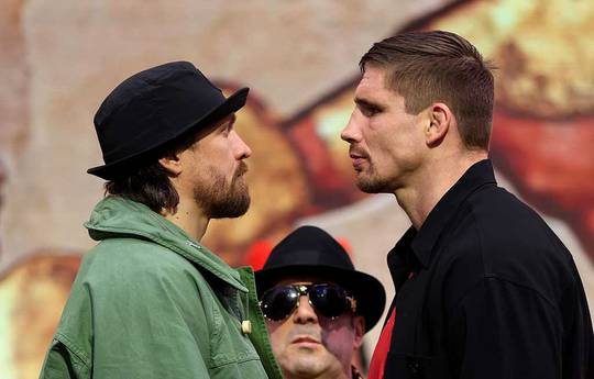 Usyk vs. Verhoeven bei Glory in Giza: Warum das erste Duell mehr als nur Show war