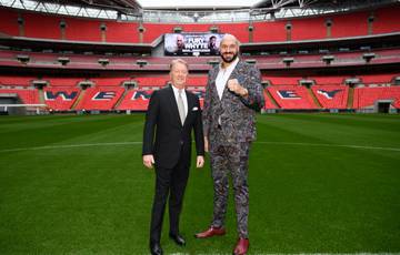 Warren assures that Fury-Usyk will take place on April 29