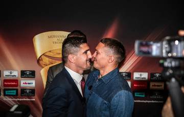 Huck shoved Usyk at final press conference in Berlin (video)