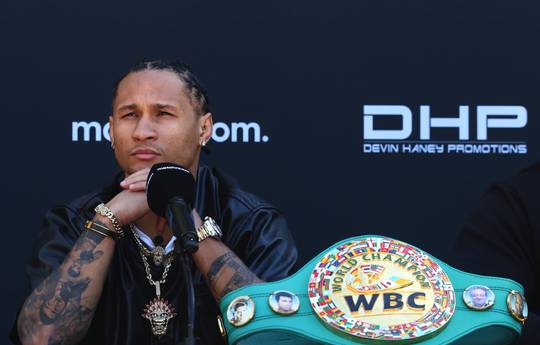 Prograis named the favorite for the Lopez-Garcia fight