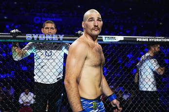 Стриклэнд собрался уходить из среднего дивизиона UFC из-за Чимаева