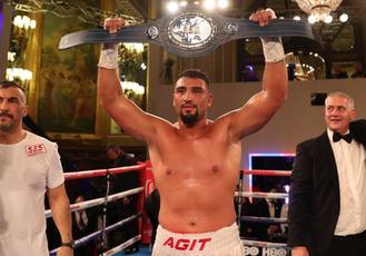 Kabayel floors Rudenko, wins on points