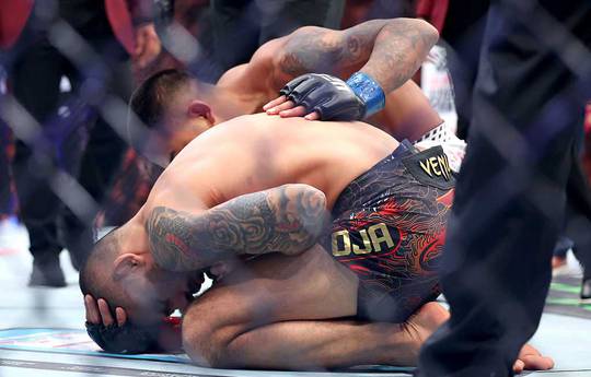 Van: "We'll fight Pantoja again as soon as he's recovered"