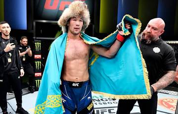 Los luchadores kazajos de UFC reaccionaron a lo que está sucediendo en el país