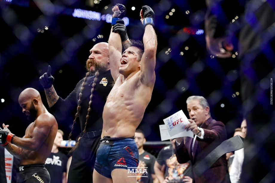 Наилегчайший дивизион UFC обрел нового чемпиона, фото: MMA Fighting