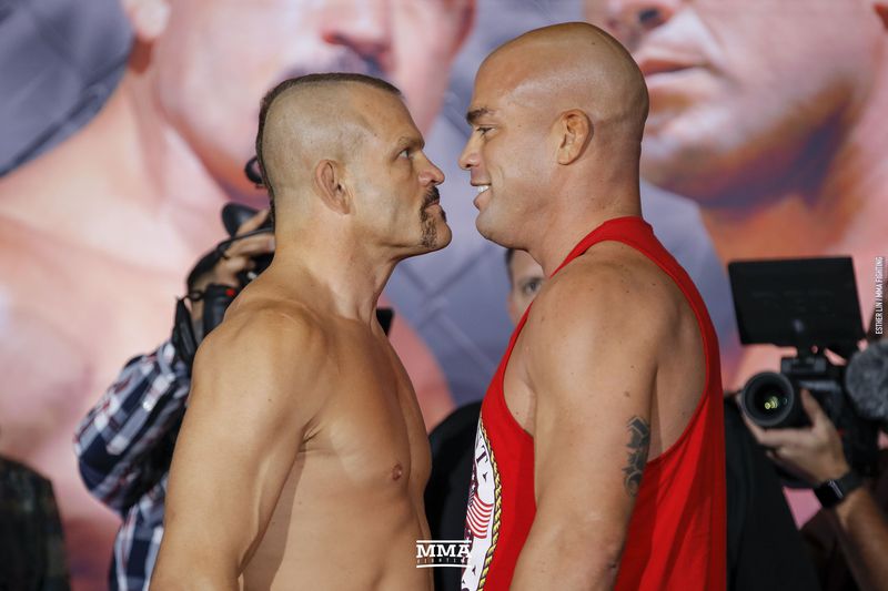 Чак Лидделл и Тито Ортиз лицом к лицу, фото: MMA Fighting