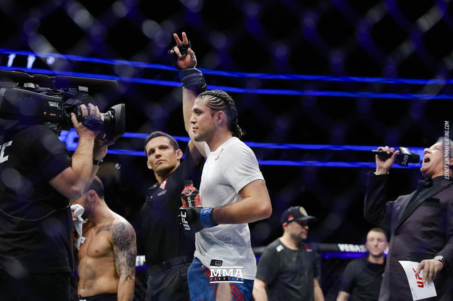 Главная победа в карьере Брайана Ортеги? Фото: MMA Fighting