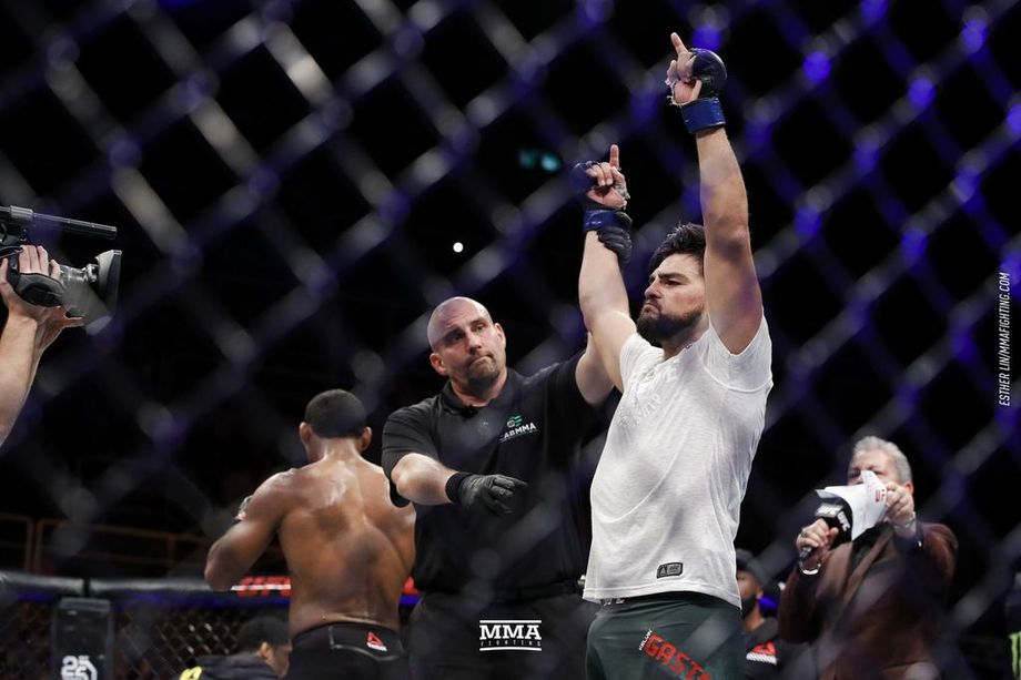 Kelvin Gastelum came close to the title, photo: MMA Fighting