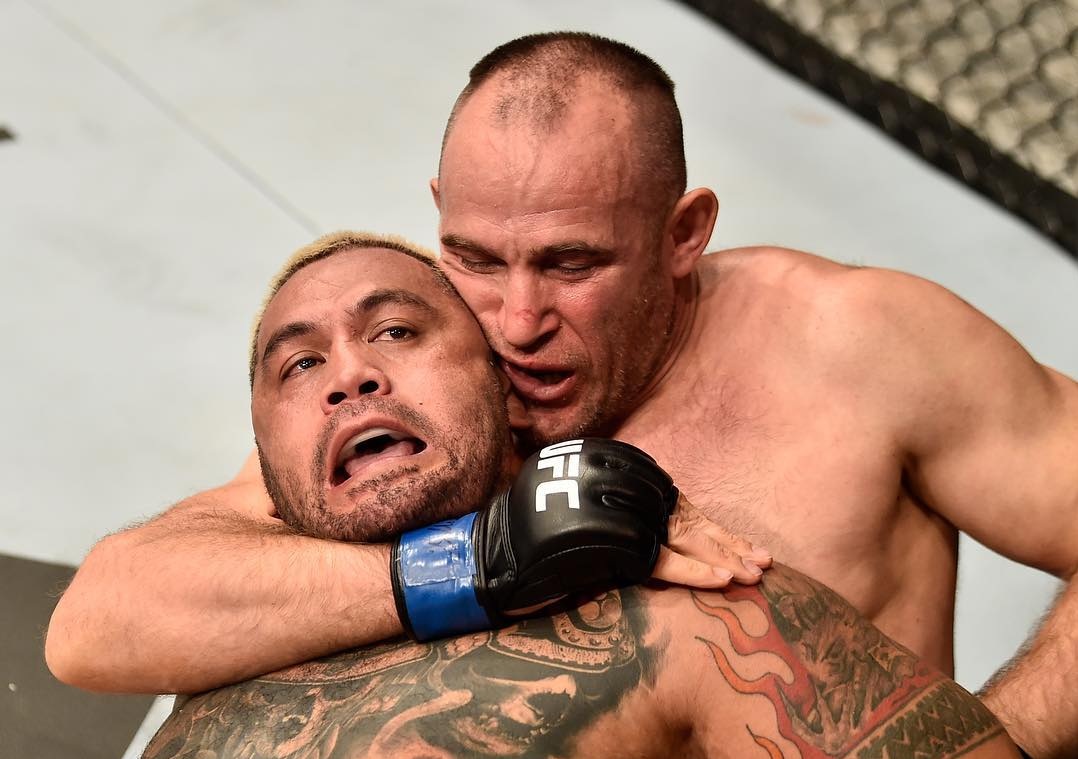 Алексей Олейник одержал важнейшую победу, фото: UFC