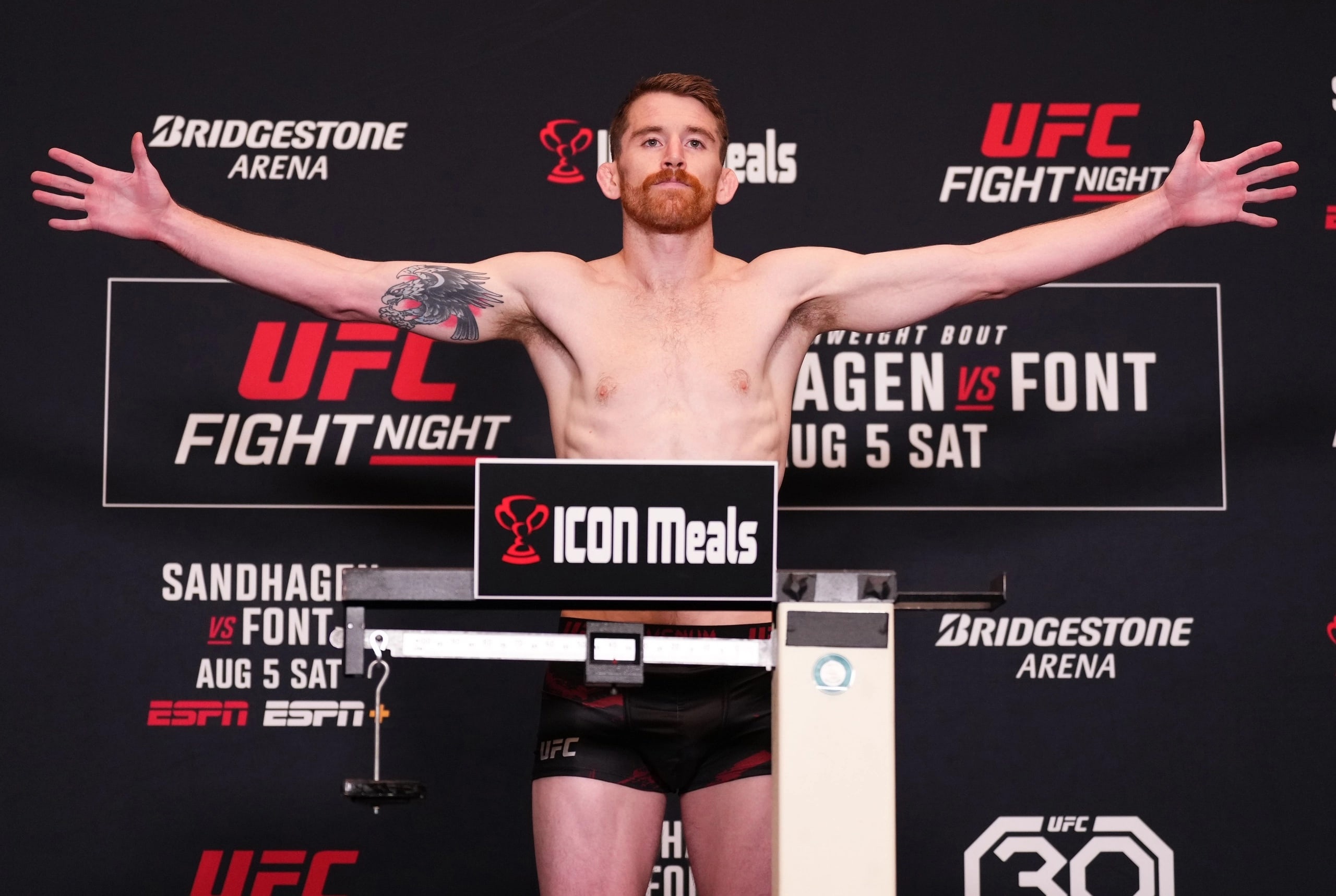 UFC on ESPN 50 Sandhagen and Font make it to the weigh-ins (video)