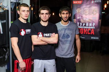 Трио "спартанцев": Андрей Великовский, Карен Чухаджян и Арам Фаниян