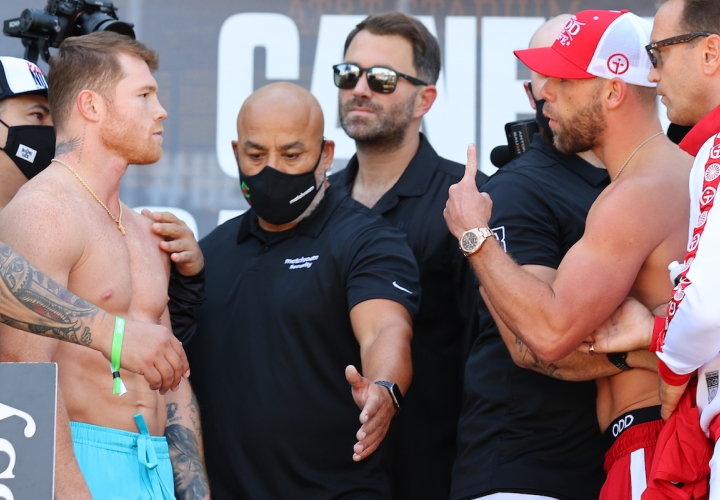 Saul Alvarez and Billy Joe Saunders