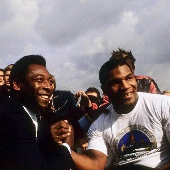 Pelé y Mike Tyson