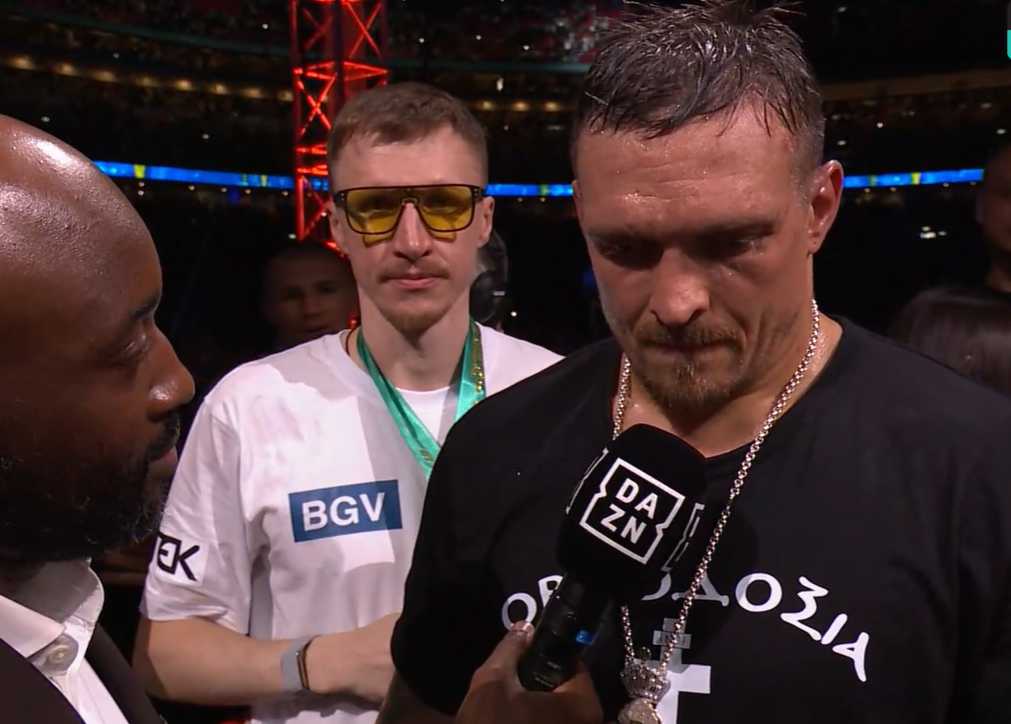 Усик нокаутировал Дюбуа и стал абсолютным чемпионом мира