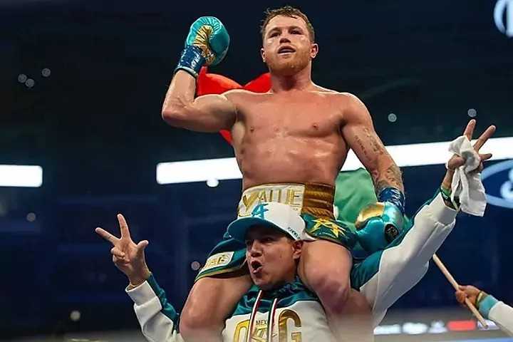 Saul Alvarez und Eddie Reynoso. Marca