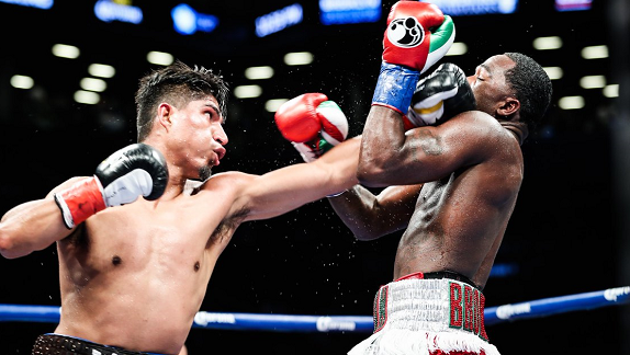 Mikey Garcia in the fight against Adrien Broner
