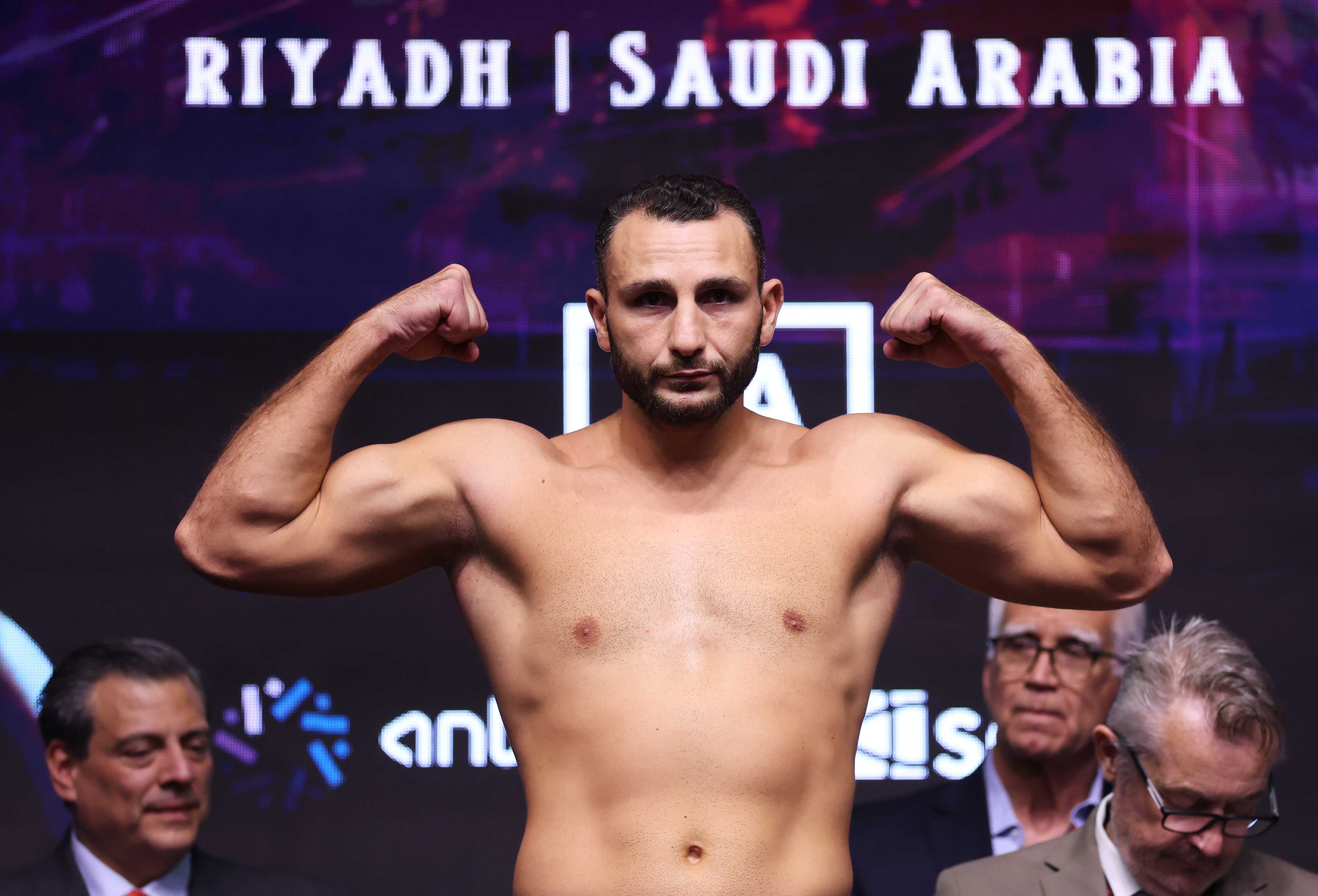 Мікаелян готовий до об'єднання титулів з Опетаєю