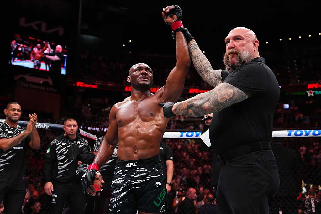 Усман взяв гору над Баклі та інші результати турніру UFC on ESPN 69