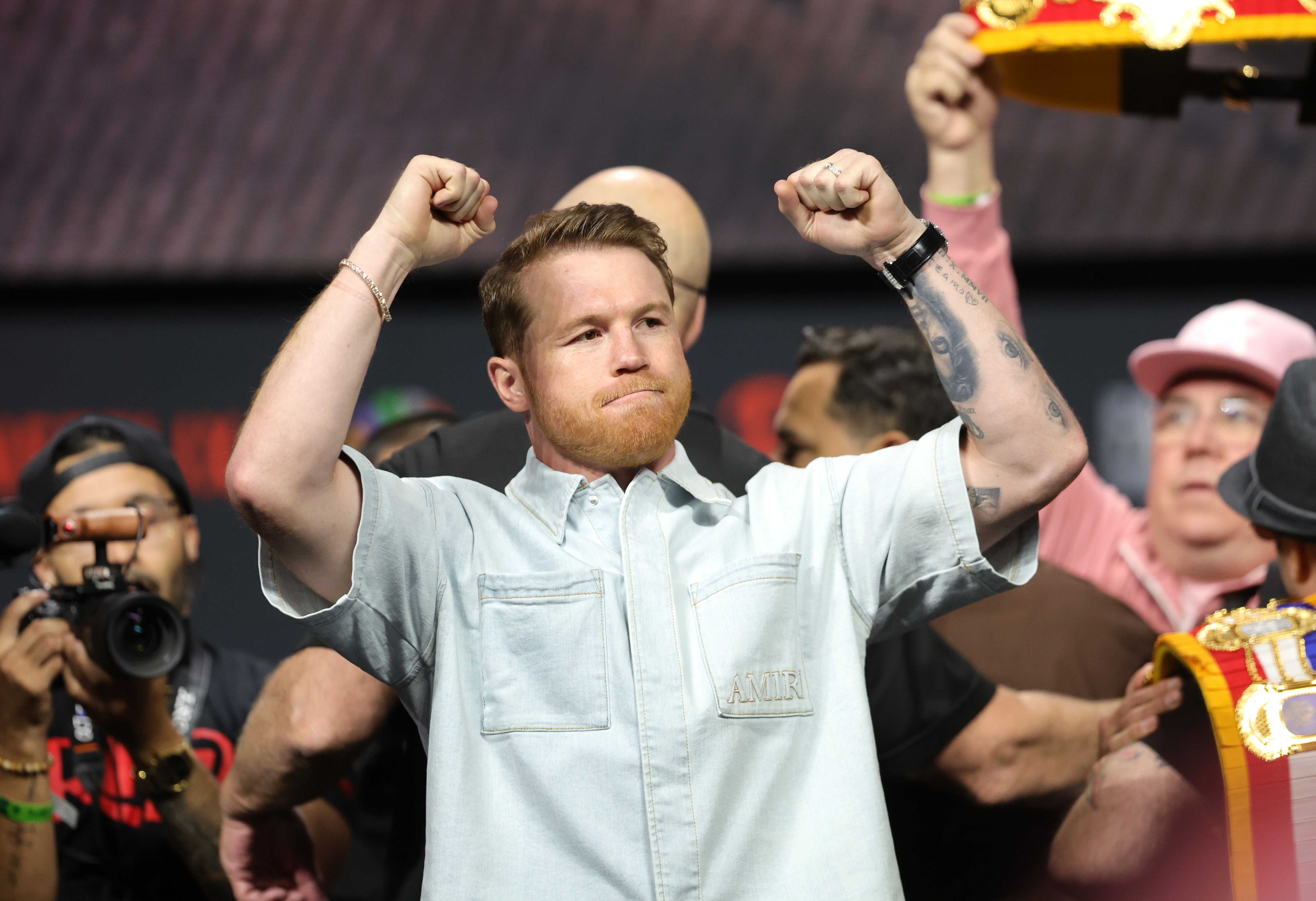 Canelo a mis un million de dollars sur la victoire d’Usyk