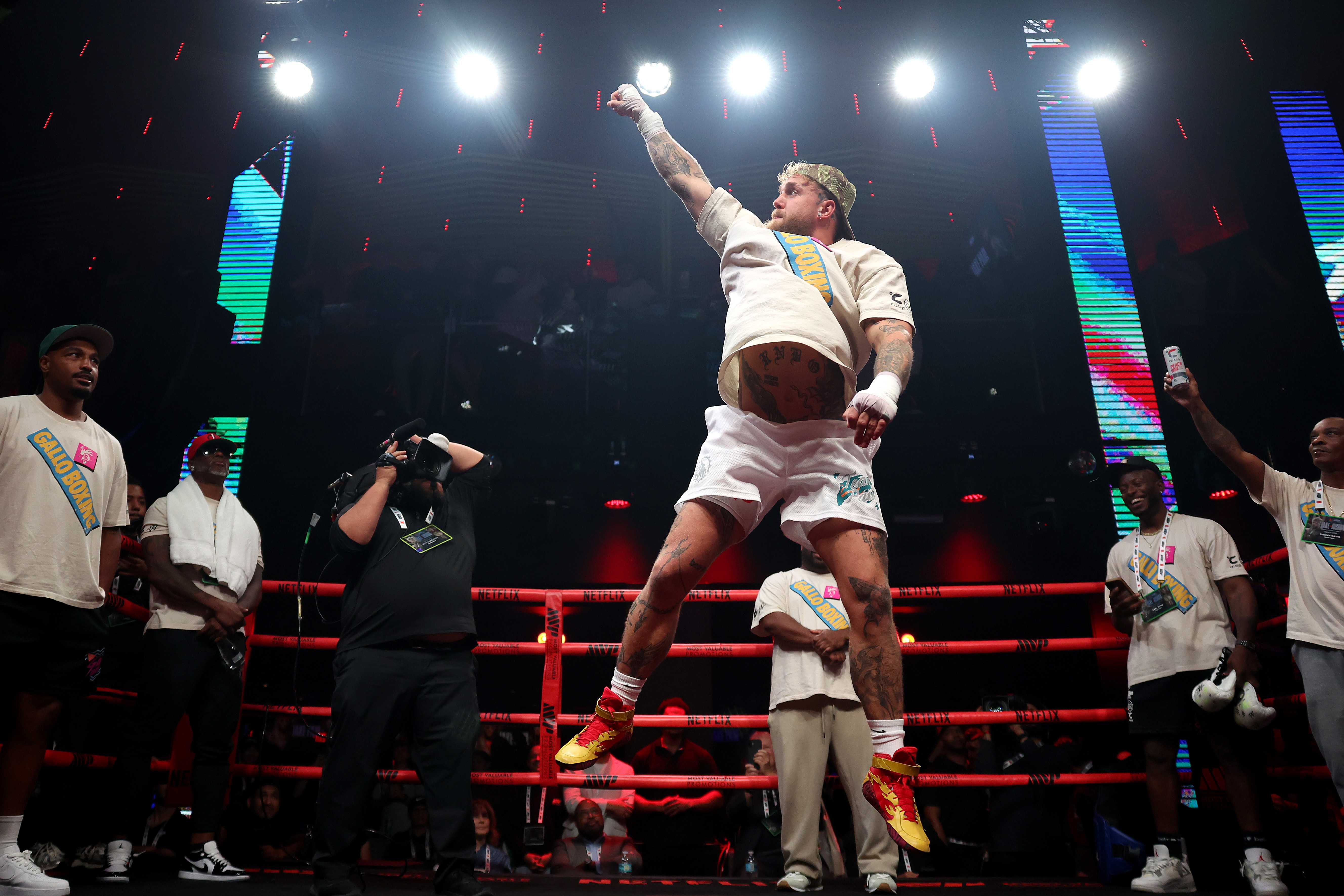 Джейк Пол на открытой тренировке перед боем с Энтони Джошуа. Getty Images