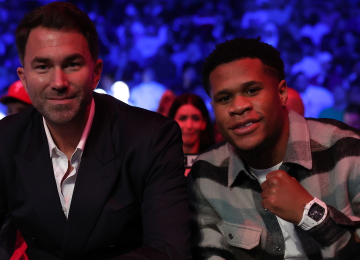 Eddie Hearn y Devin Haney