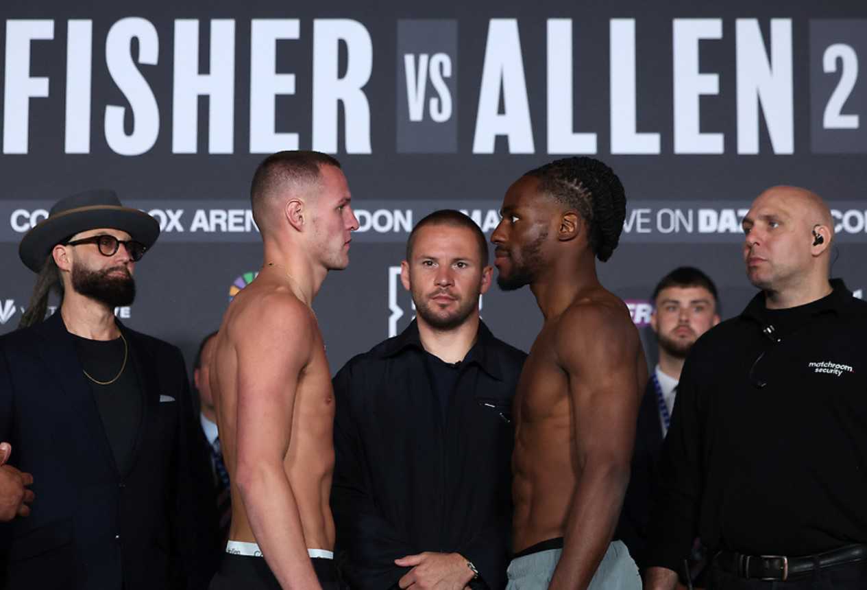 What time is Kieron Conway vs Gerome Warburton tonight? Ringwalks, schedule, streaming links