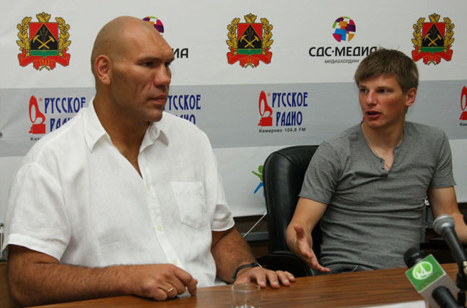 Николай Валуев и Андрей Аршавин - фото Спорт-Экспресс