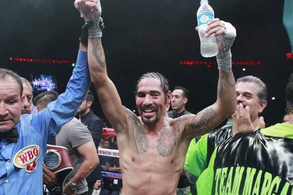 Margarito beats Canelo’s brother by split decision