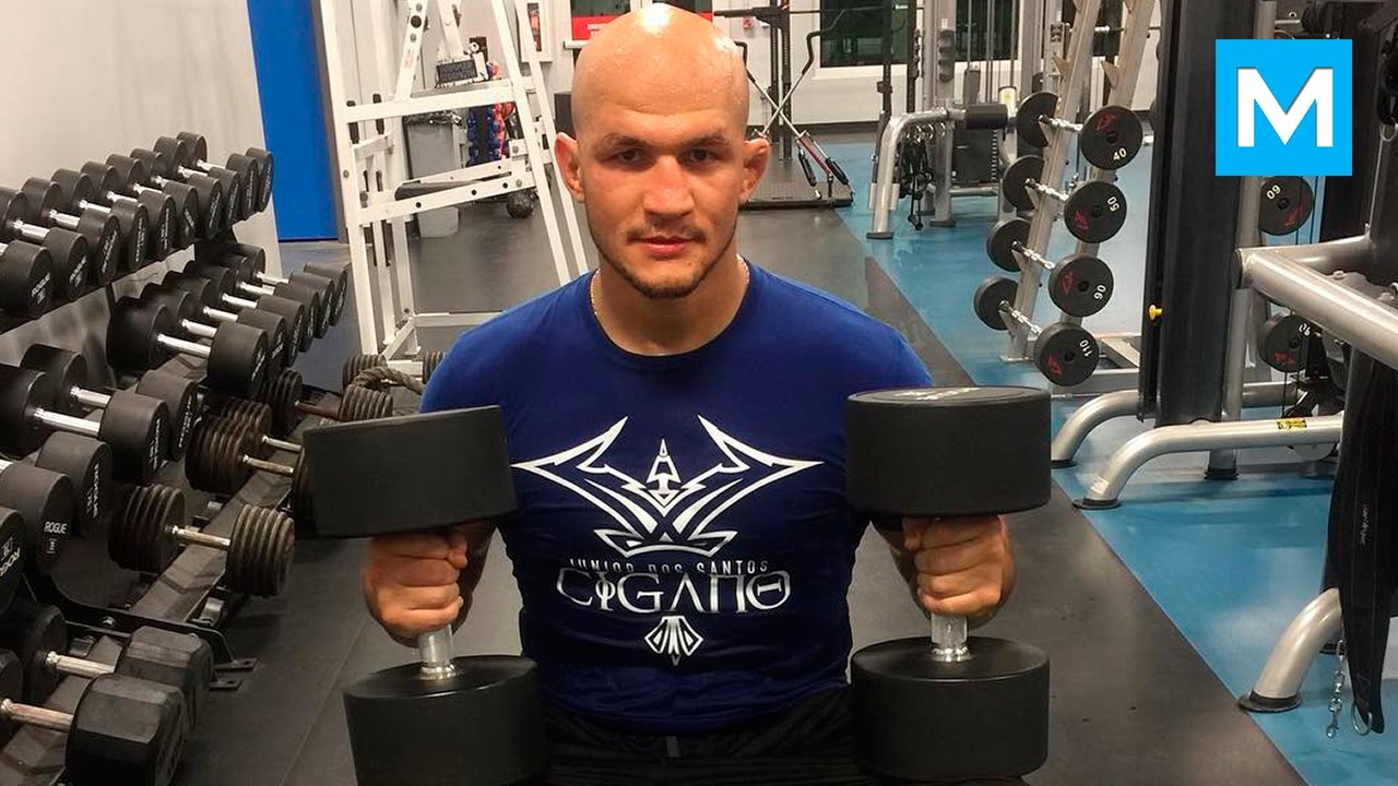 Дос тренинг. Джуниор дос Сантос тренировки. Колтун боец. Пропеллер боец. Джуниор Тафа боец.