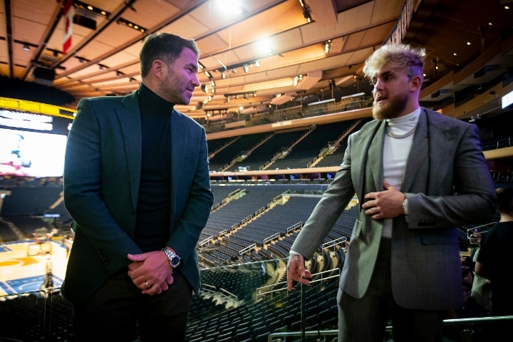 Eddie Hearn y Jake Paul