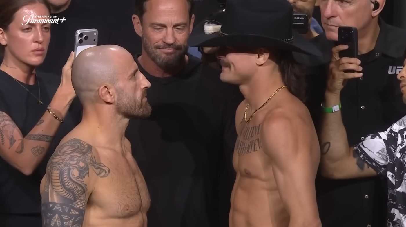 What time is UFC 325 Tonight? Volkanovski vs Lopes - Start times, Schedules, Fight Card